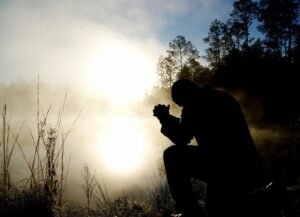 Read more about the article What the Bible Says About Fasting